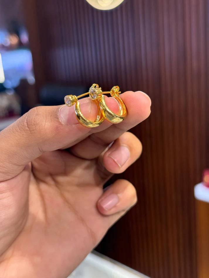 2Pcs (1 Pair / Jodi) Gold Plated Earrings for Women & Men | Unisex Elegant Lightweight Party Wear Jewelry