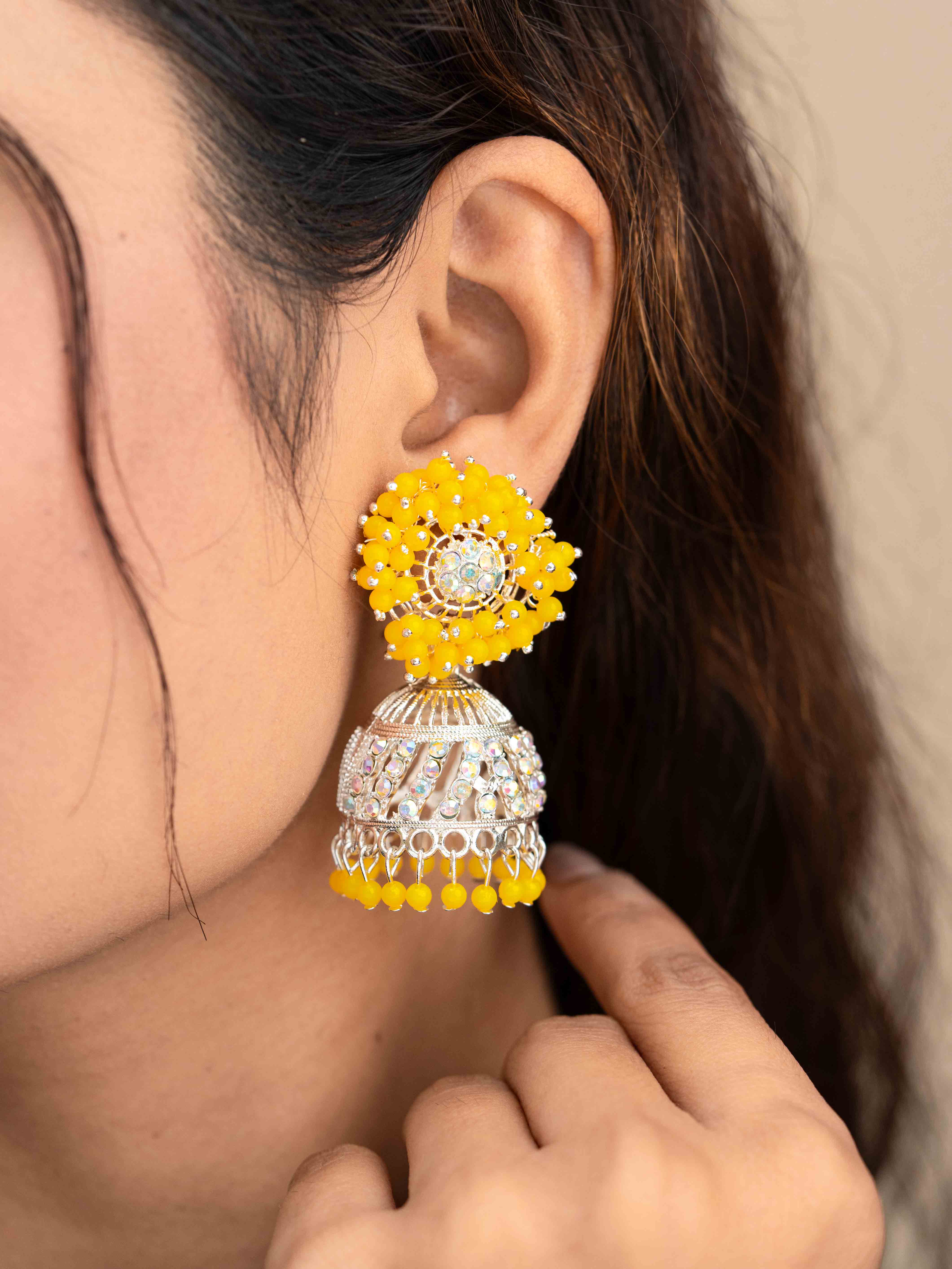 Kanvisha Jhumkas