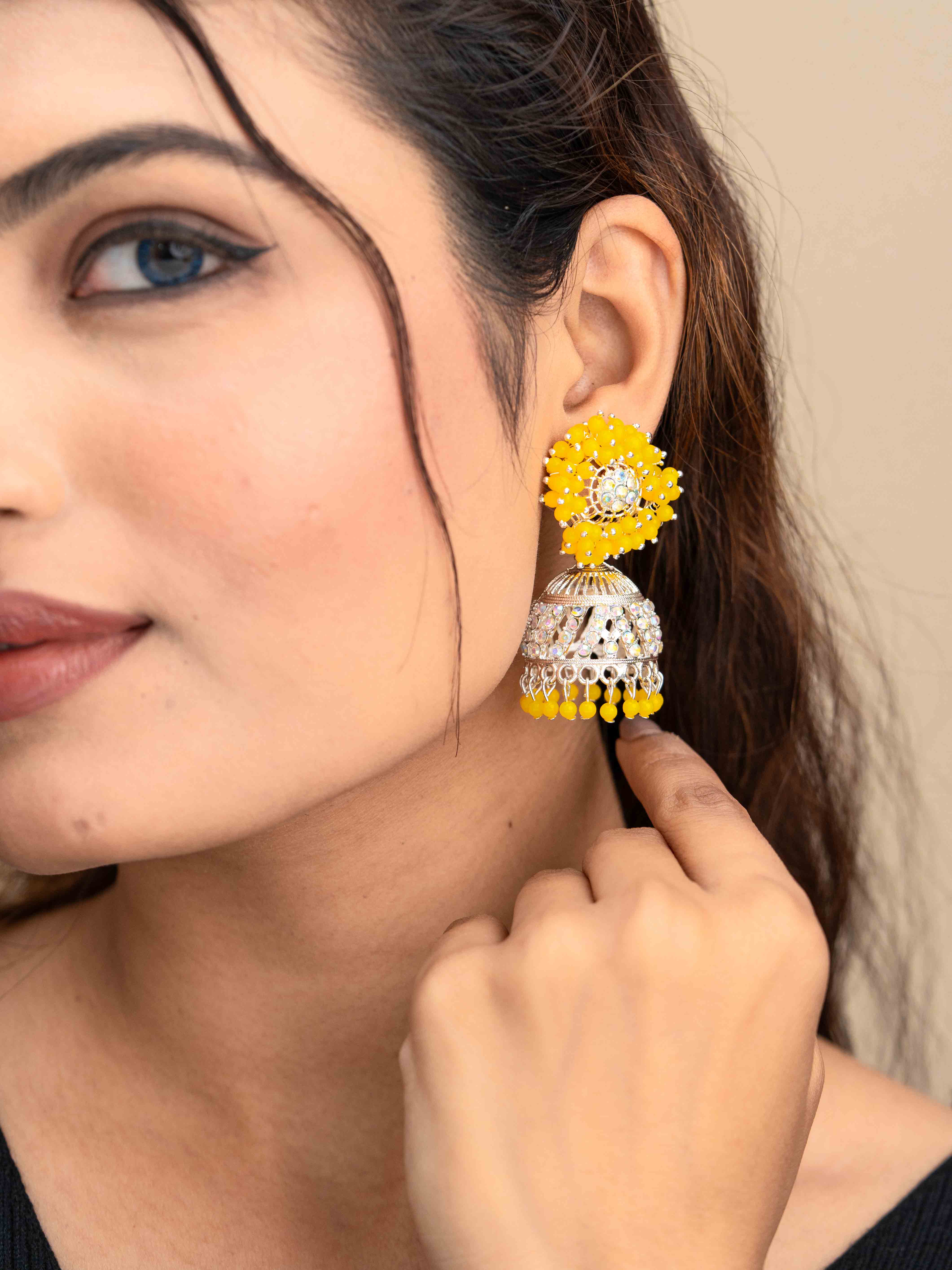 Kanvisha Jhumkas