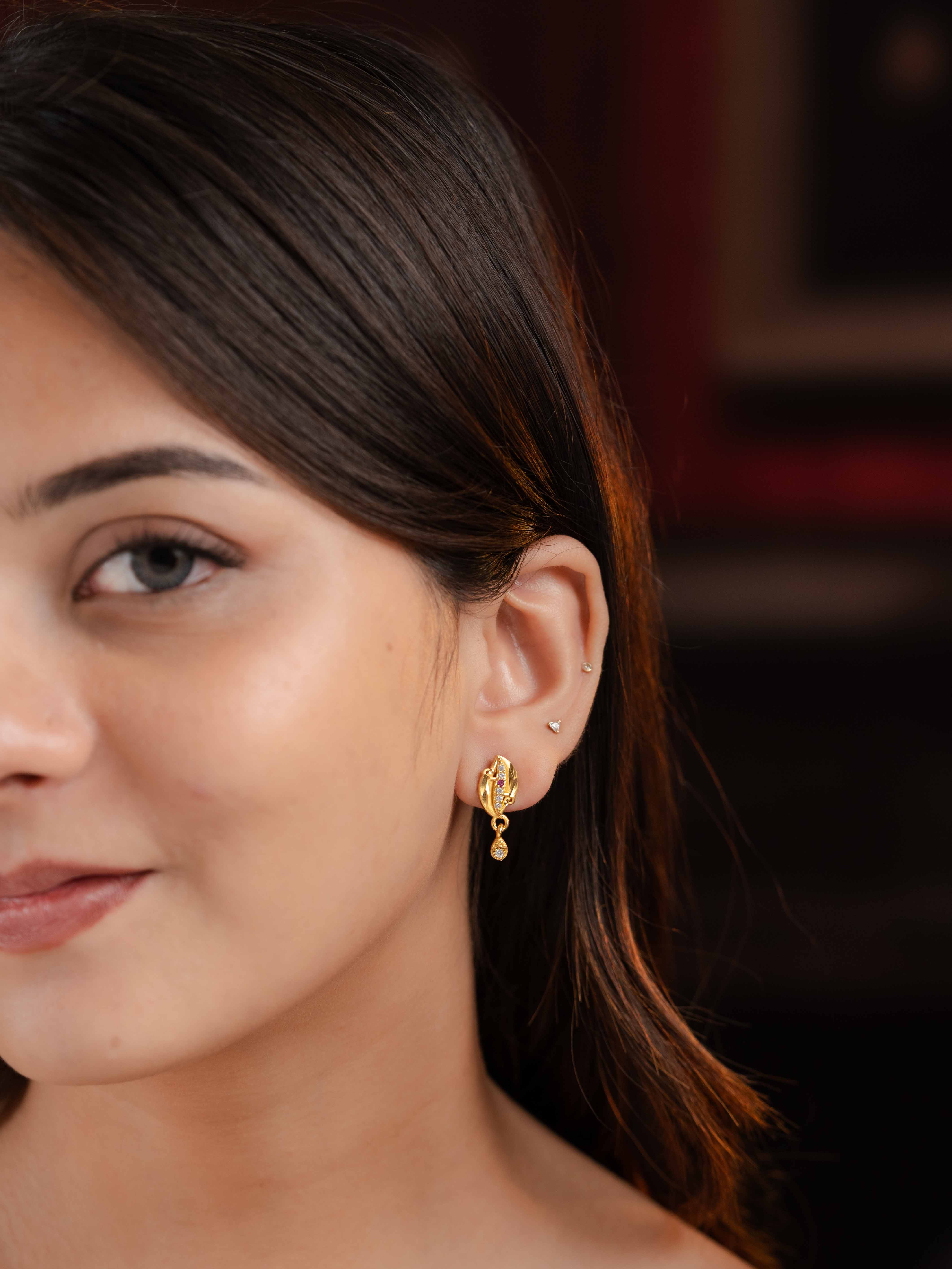 Ruhi Studs
