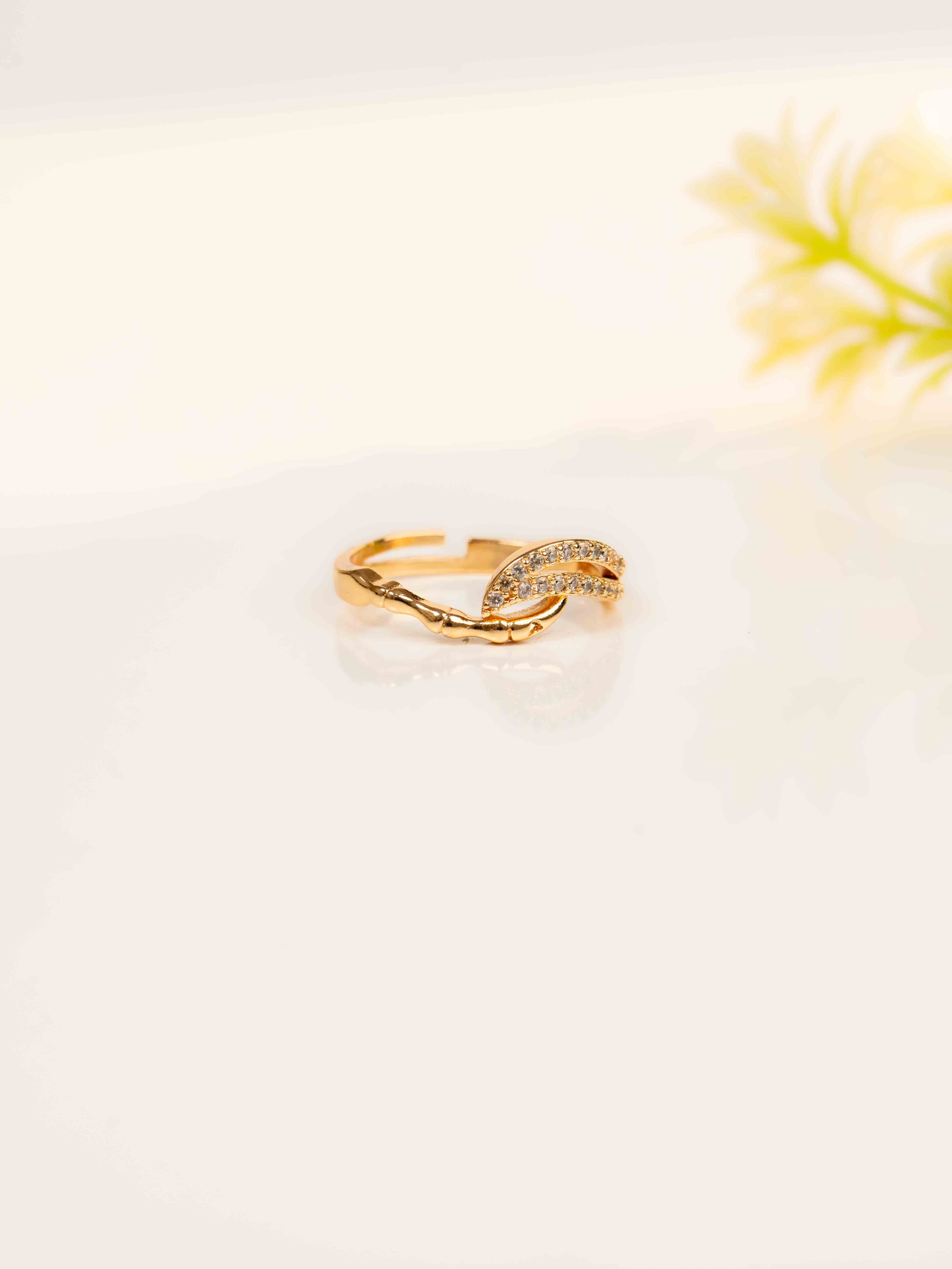 Nivara Adjustable Ring