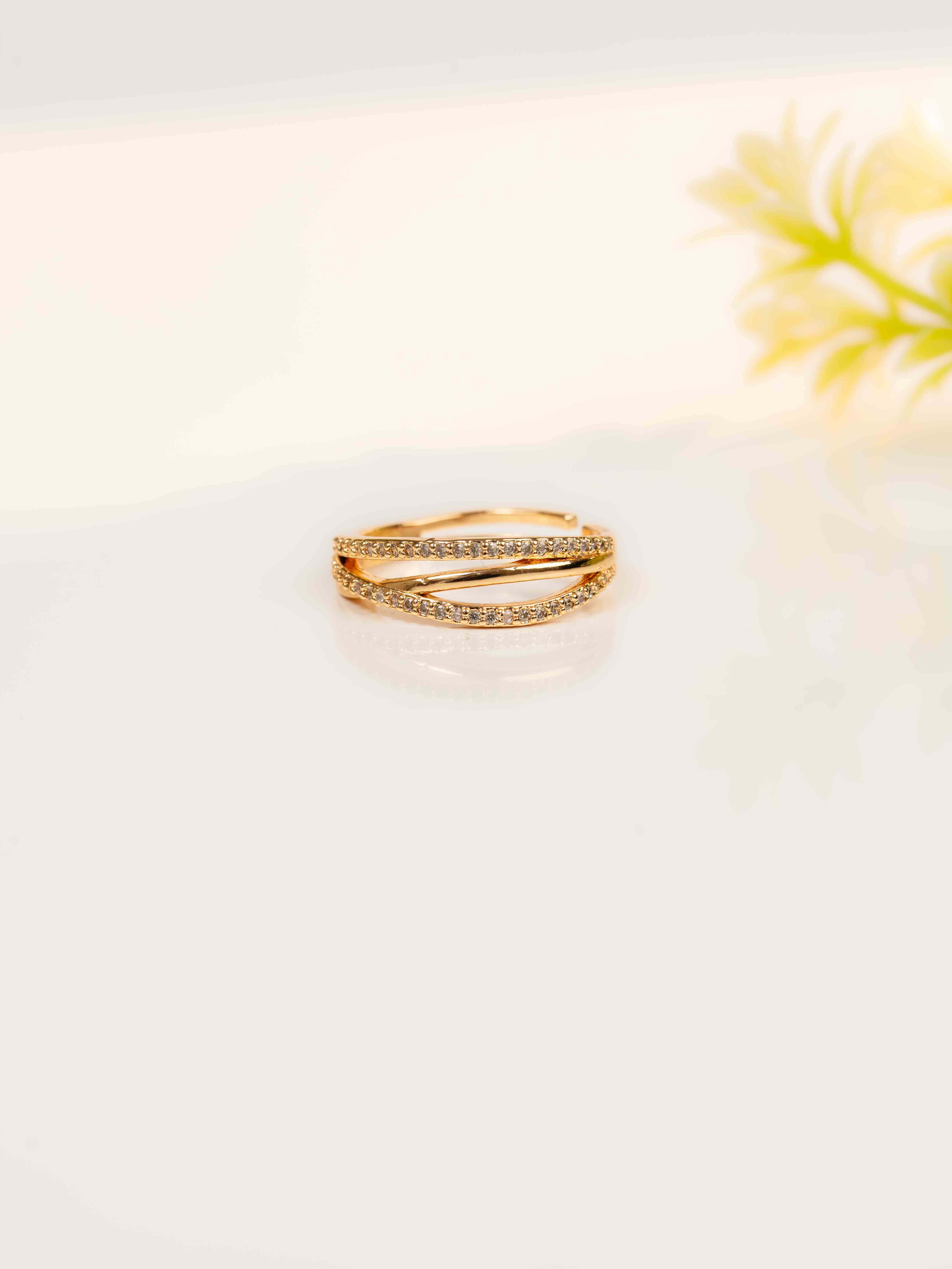 Leher Adjustable Ring