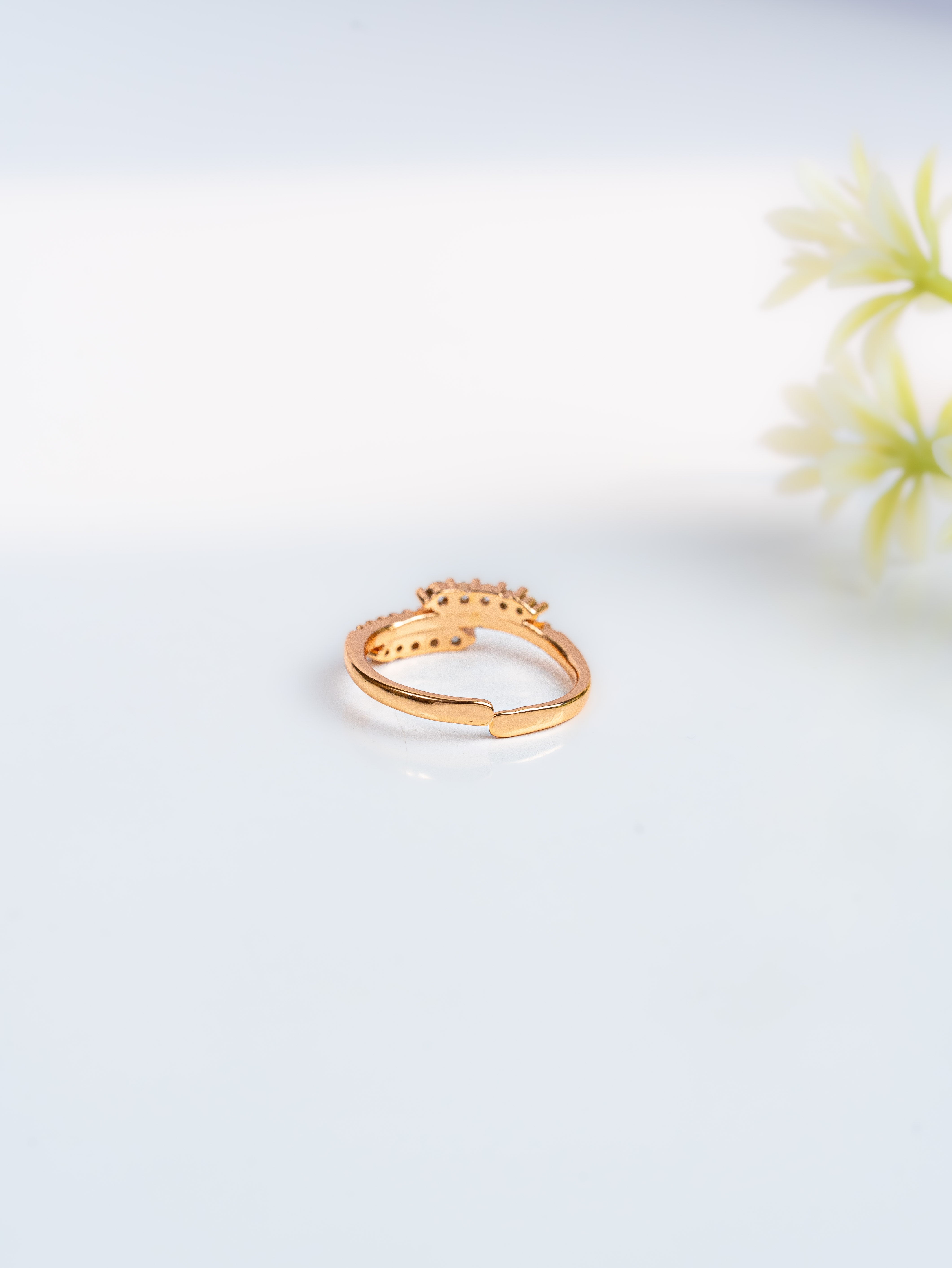 Everglow Adjustable Ring