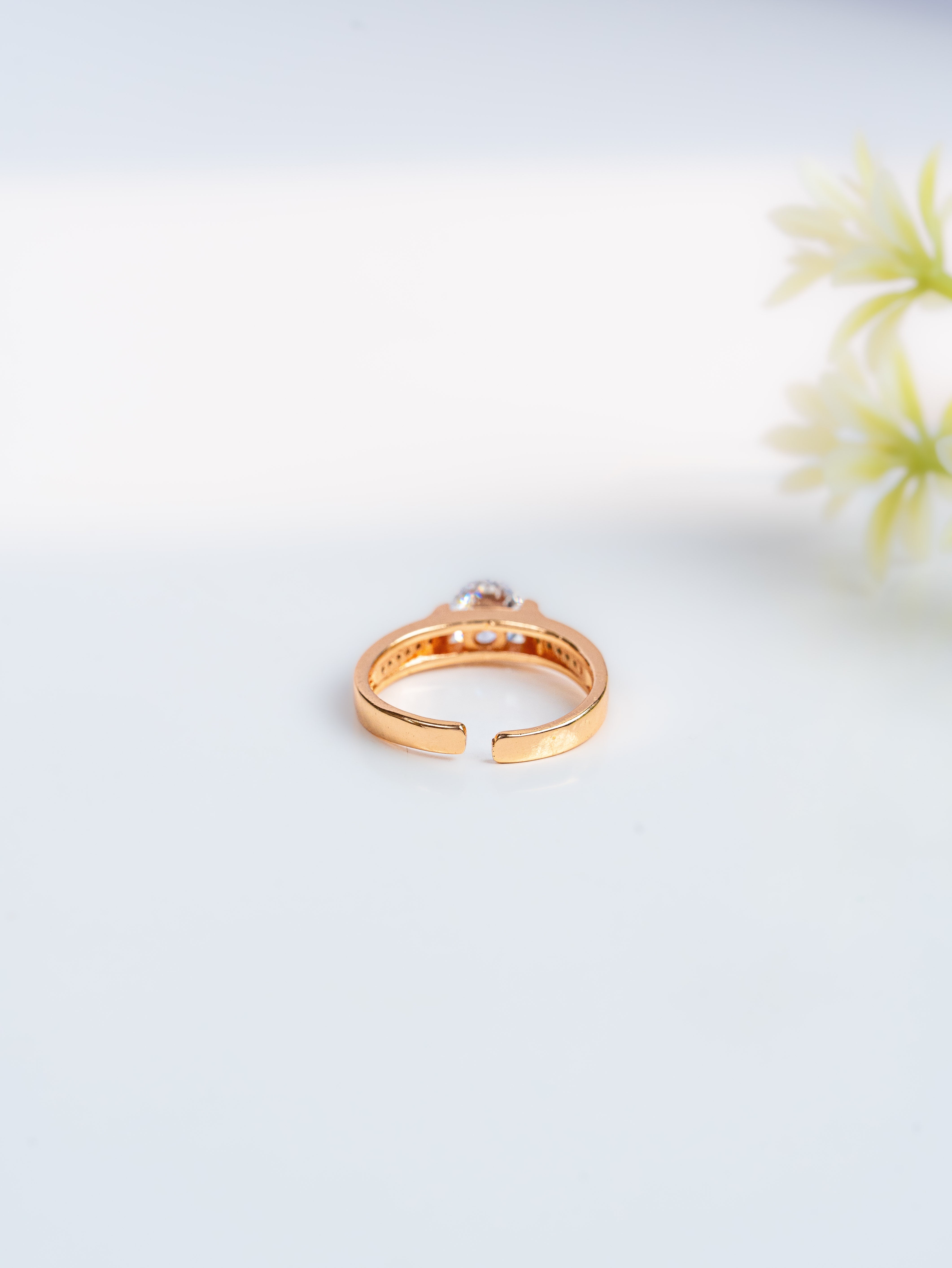 Willow Adjustable Ring