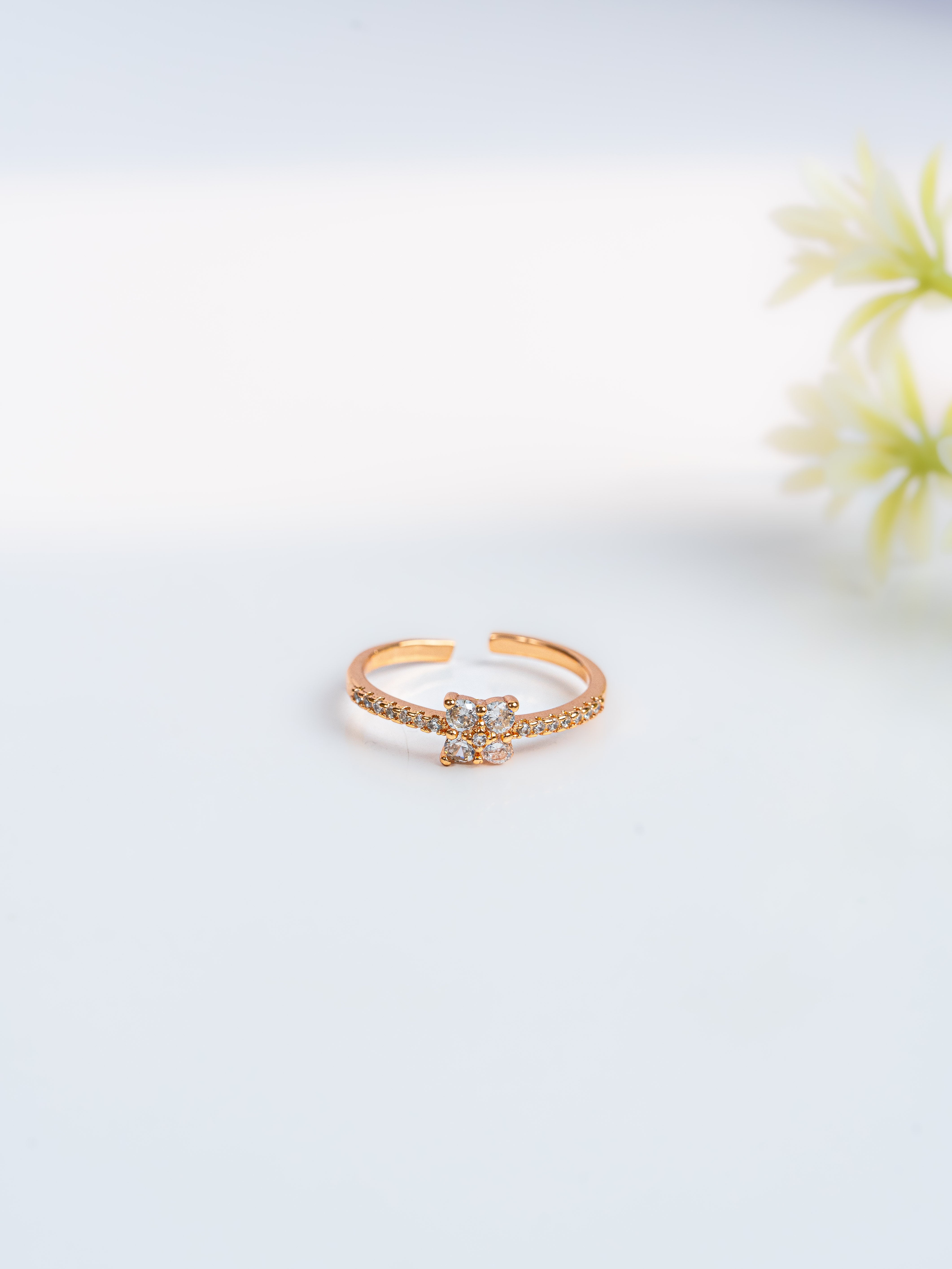 Lily Adjustable Ring