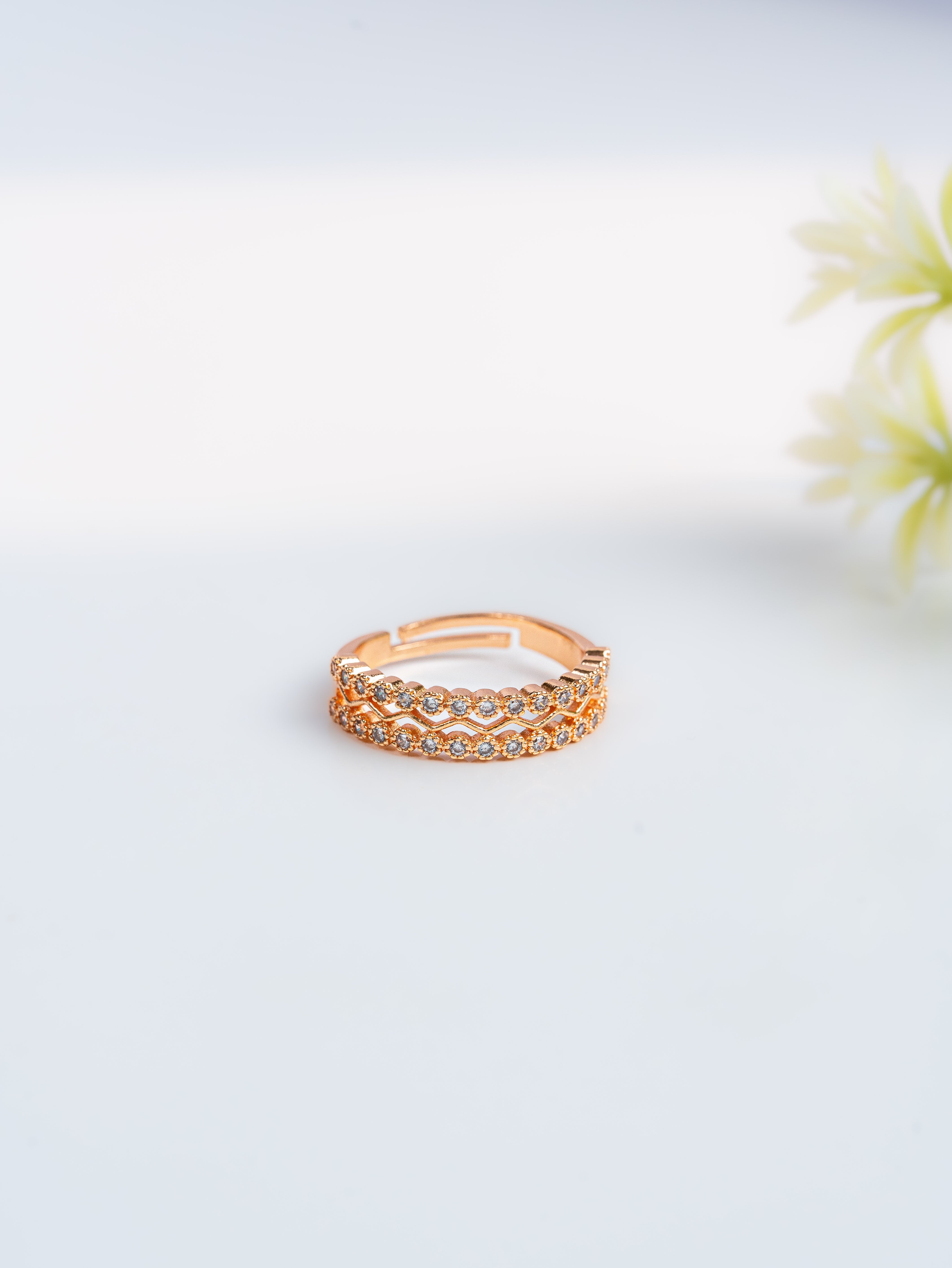 Veil Adjustable Ring