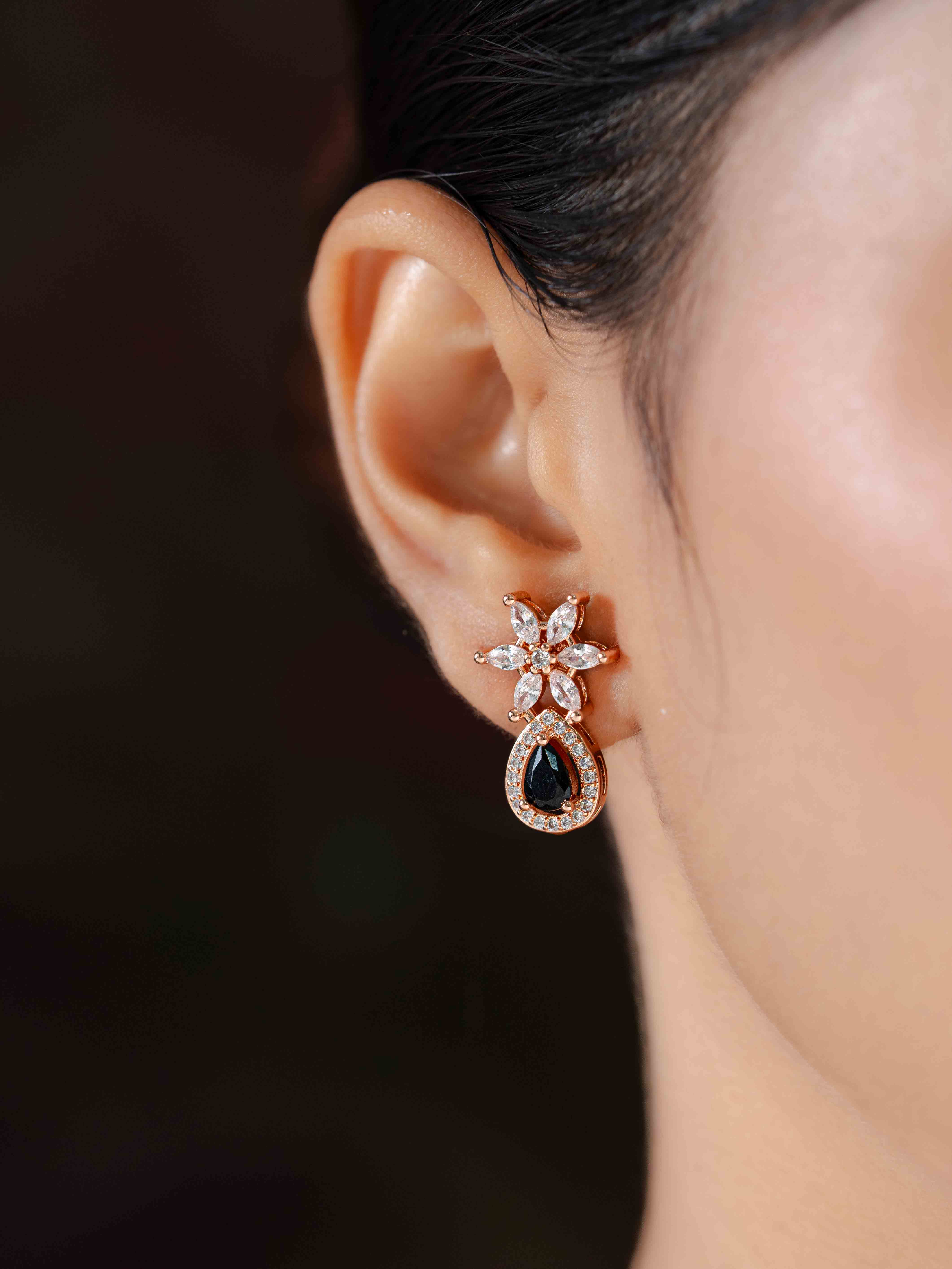 Ahana Black  Mangalsutra with Earrings
