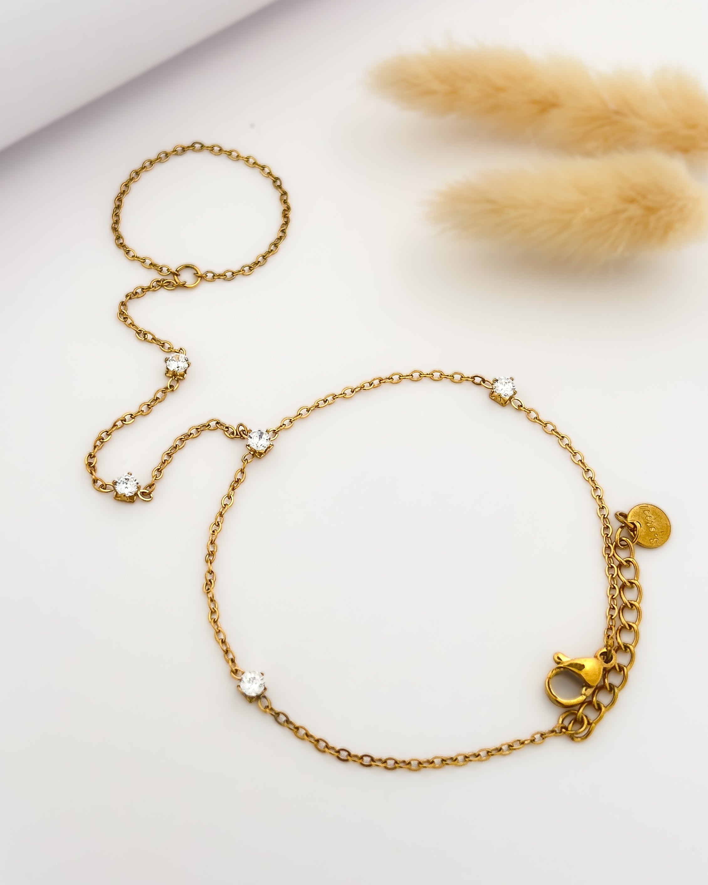Lustre Handchain Bracelet