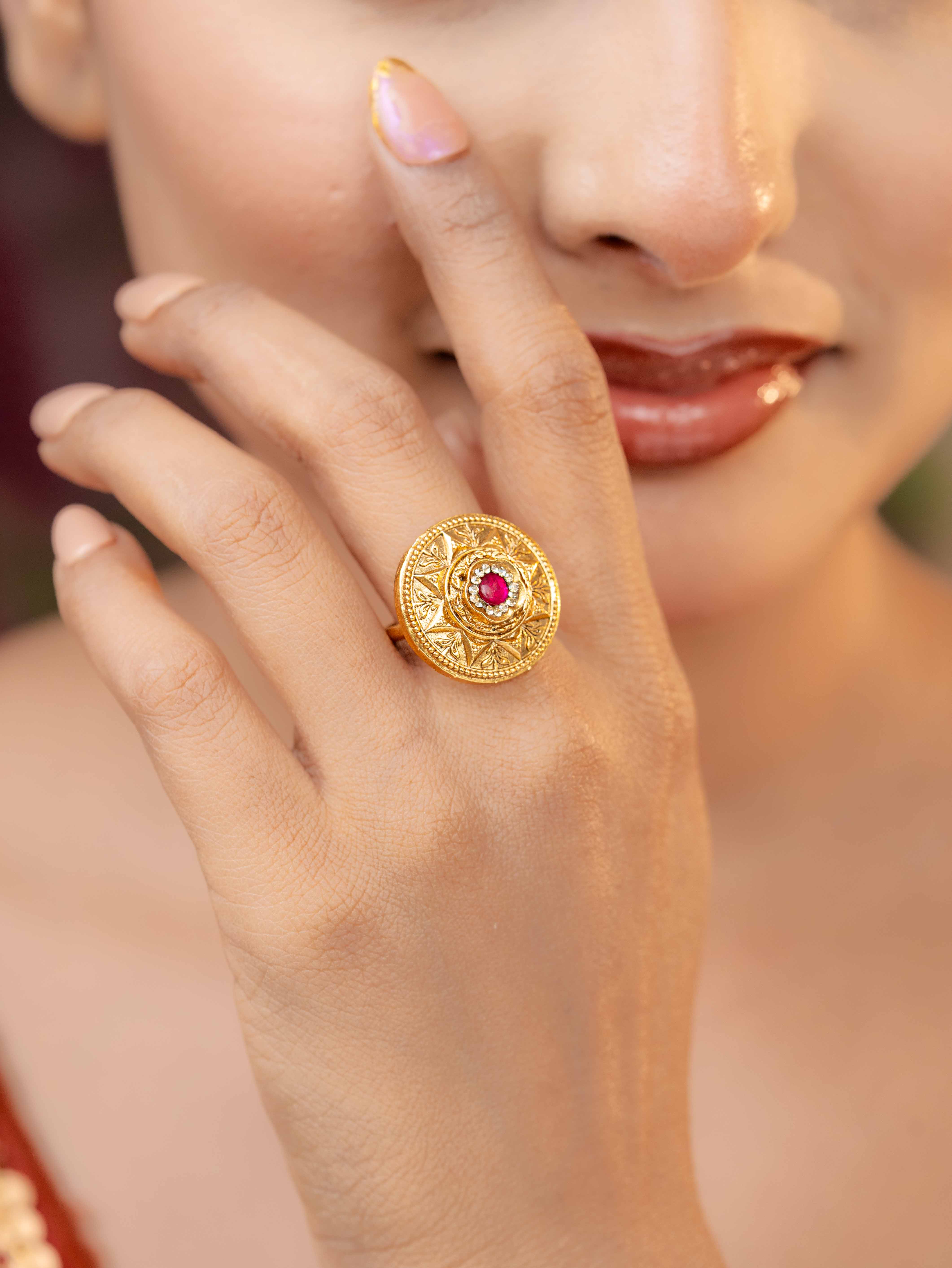 Myra Adjustable Ring