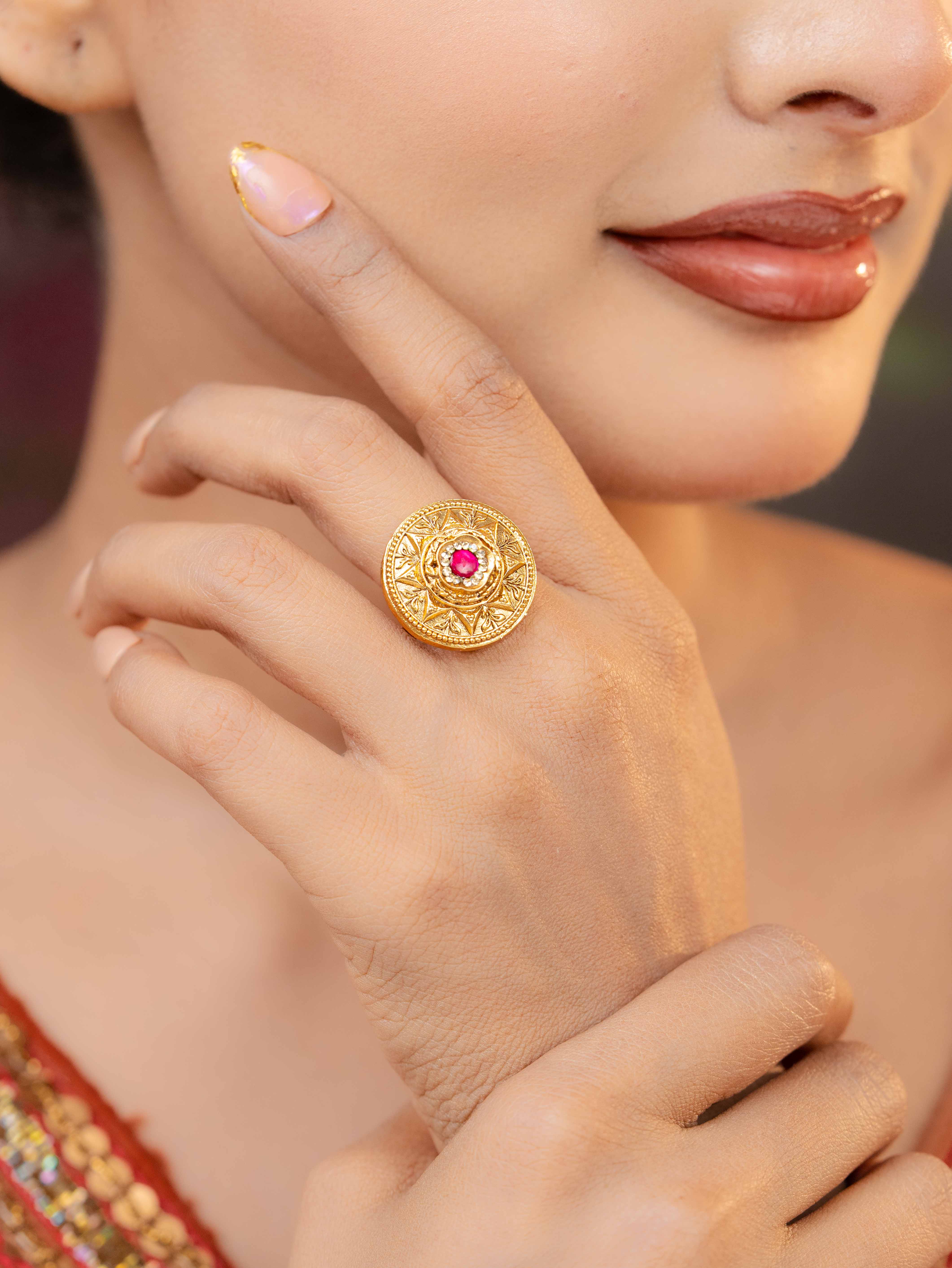 Myra Adjustable Ring